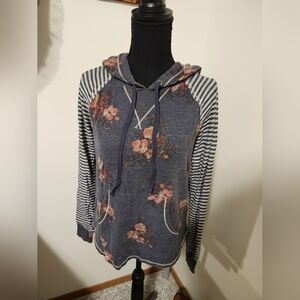 Rewind Floral Long Sleeve Hoodie w/ Front Pocket